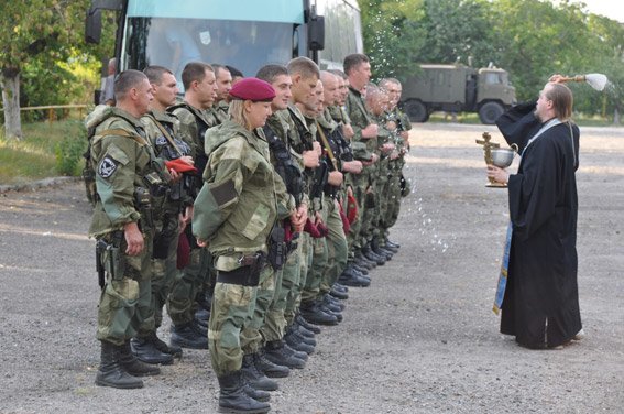 Николаевские спецназовцы вернулись домой: их сменили на Донбассе коллеги (ФОТО+ВИДЕО) (фото) - фото 3 Николаевские спецназовцы вернулись домой: их сменили на Донбассе коллеги (ФОТО+ВИДЕО) (фото) - фото 3