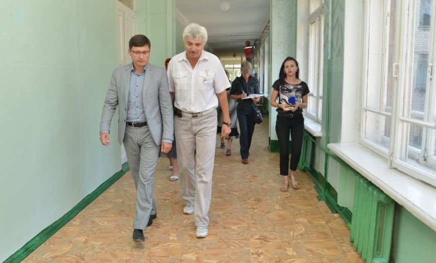 2015_08_31_Август_Объезд_Школ_№2№45_Бойченко_AAP_0468 (1) 2015_08_31_Август_Объезд_Школ_№2№45_Бойченко_AAP_0468 (1)