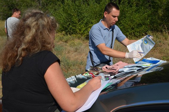 В Николаеве задержали банду наркоторговцев: «балетом» управляла молодая девушка (фото) - фото 2 В Николаеве задержали банду наркоторговцев: «балетом» управляла молодая девушка (фото) - фото 2