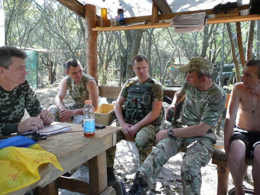 Олександрійські волонтери доправили в Донецький прикордонний загін допомогу. ФОТО (фото) - фото 1 Олександрійські волонтери доправили в Донецький прикордонний загін допомогу. ФОТО (фото) - фото 1