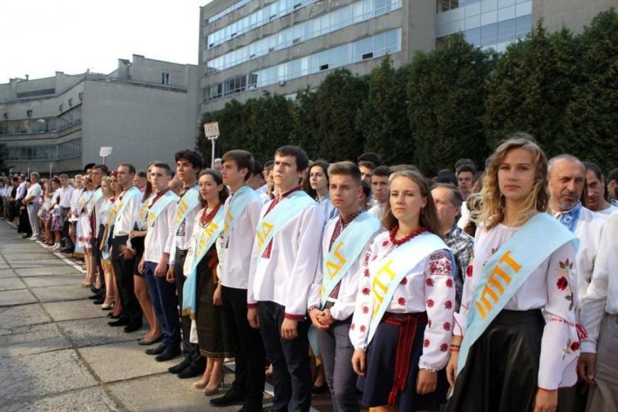 Більше 9 тисяч першокурсників стали студентами Львівської політехніки (ФОТО) (фото) - фото 4 Більше 9 тисяч першокурсників стали студентами Львівської політехніки (ФОТО) (фото) - фото 4