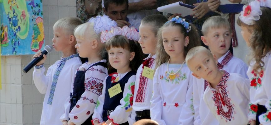 Як лунав Перший дзвінок для школярів 25-ої школи (фото) - фото 5 Як лунав Перший дзвінок для школярів 25-ої школи (фото) - фото 5