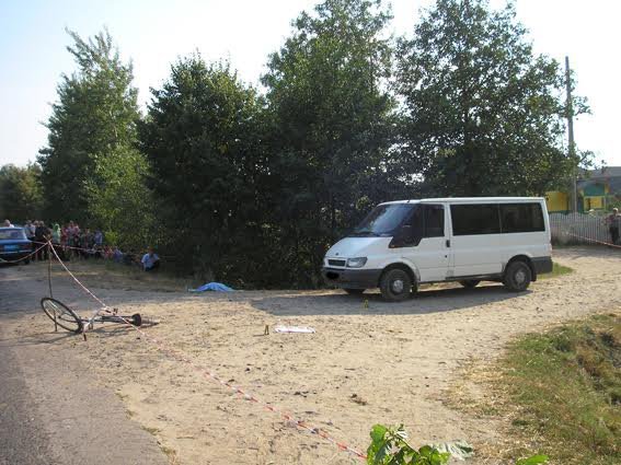 На Рівненщині розлючений водій до смерті побив іншого (фото) - фото 1 На Рівненщині розлючений водій до смерті побив іншого (фото) - фото 1