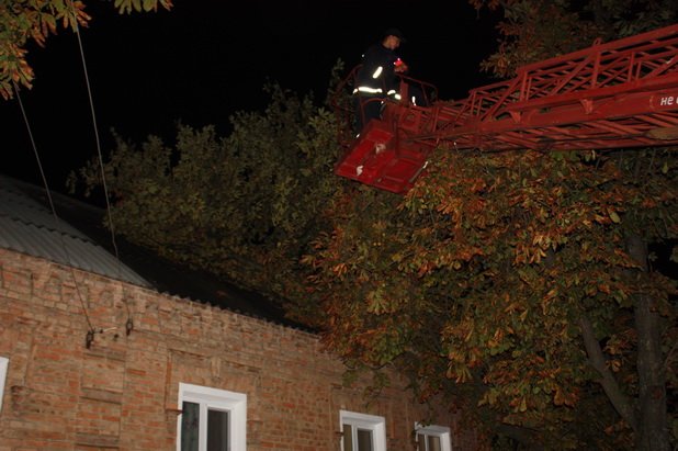 У Кіровограді ліквідовували наслідки негоди (фото) - фото 1 У Кіровограді ліквідовували наслідки негоди (фото) - фото 1