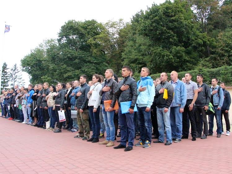 У Львівському університеті внутрішніх справ розпочали навчання 123 майбутніх поліцейських (ФОТО) (фото) - фото 2 У Львівському університеті внутрішніх справ розпочали навчання 123 майбутніх поліцейських (ФОТО) (фото) - фото 2