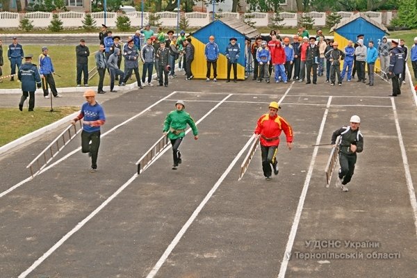 завантаження (2) завантаження (2)