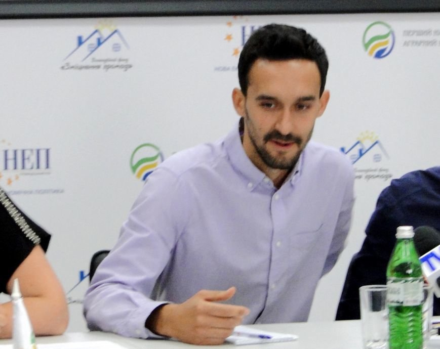 Круглий стіл, присвячений енергозалежності, відбувся у Хмельницькому (Фото, відео) (фото) - фото 3 Круглий стіл, присвячений енергозалежності, відбувся у Хмельницькому (Фото, відео) (фото) - фото 3