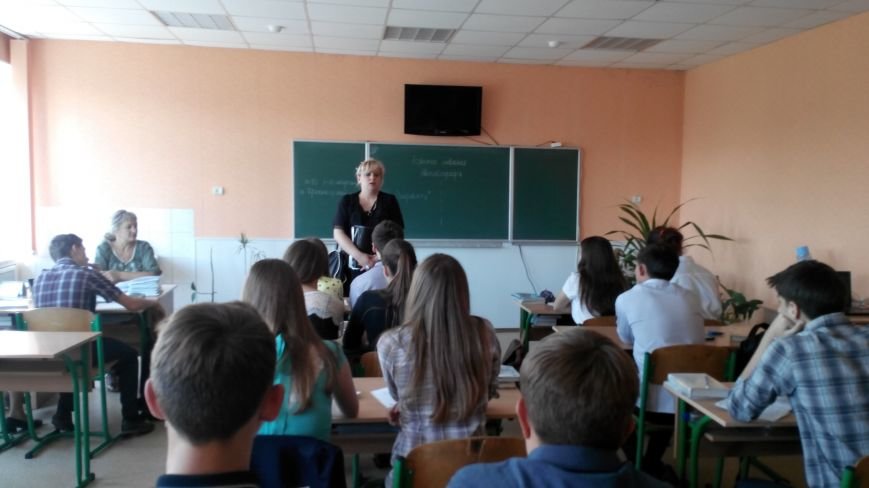 В Красноармейском учебно-воспитательном комплексе прошел профориентационный урок для старших классов (фото) - фото 2 В Красноармейском учебно-воспитательном комплексе прошел профориентационный урок для старших классов (фото) - фото 2