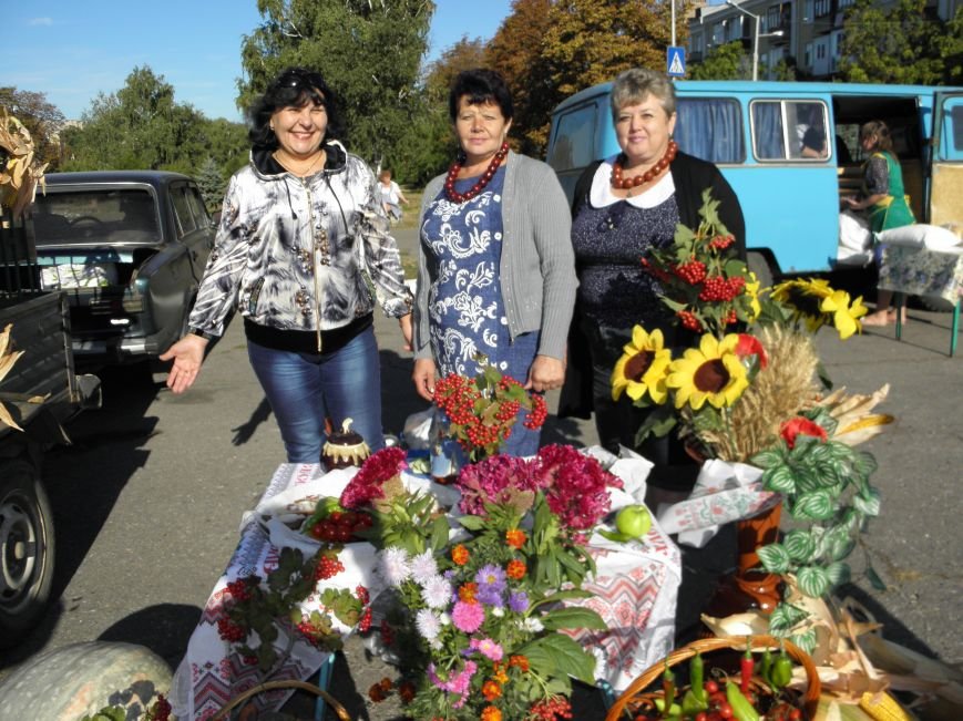 В Краматорске открылась сельскохозяйственная ярмарка «Краматорская осень» (фото) - фото 9 В Краматорске открылась сельскохозяйственная ярмарка «Краматорская осень» (фото) - фото 9