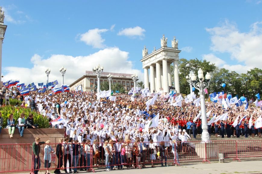 В Волгограде впервые прошел парад студенчества