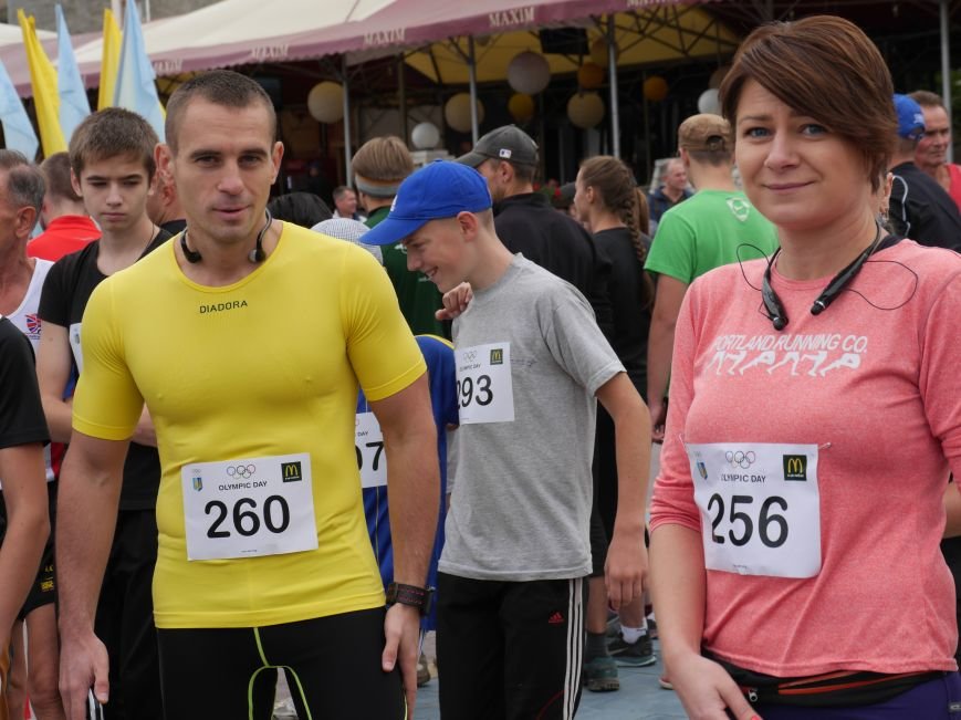 Понад 100 спортсменів-аматорів взяли участь у легкоатлетичному пробігу “Тернопільська Озеряна» (Фоторепортаж) (фото) - фото 1 Понад 100 спортсменів-аматорів взяли участь у легкоатлетичному пробігу “Тернопільська Озеряна» (Фоторепортаж) (фото) - фото 1