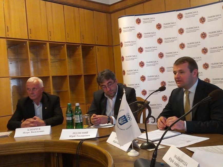 До Дня фізичної культури на Львівщині відзначили кращих спортсменів та провели змагання (ФОТО) (фото) - фото 1 До Дня фізичної культури на Львівщині відзначили кращих спортсменів та провели змагання (ФОТО) (фото) - фото 1