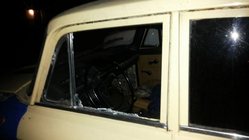 За добу у Львові розбили вікна у п'яти автівках (ФОТО) (фото) - фото 1 За добу у Львові розбили вікна у п'яти автівках (ФОТО) (фото) - фото 1