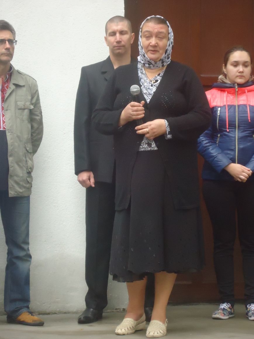 Герои не умирают: в Димитрове увековечили память воина АТО мемориальной доской (фото) - фото 5 Герои не умирают: в Димитрове увековечили память воина АТО мемориальной доской (фото) - фото 5