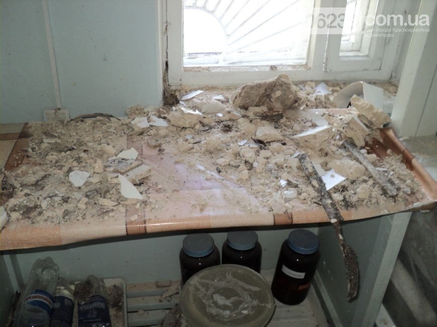 Дорогие праздники в Димитрове: 440 тысяч на ветер (фото) - фото 10 Дорогие праздники в Димитрове: 440 тысяч на ветер (фото) - фото 10