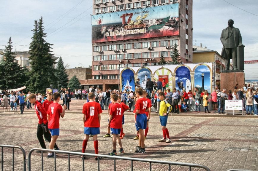 День города в Брянске: площадь Ленина, бульвар Гагарина и сквер Карла Маркса