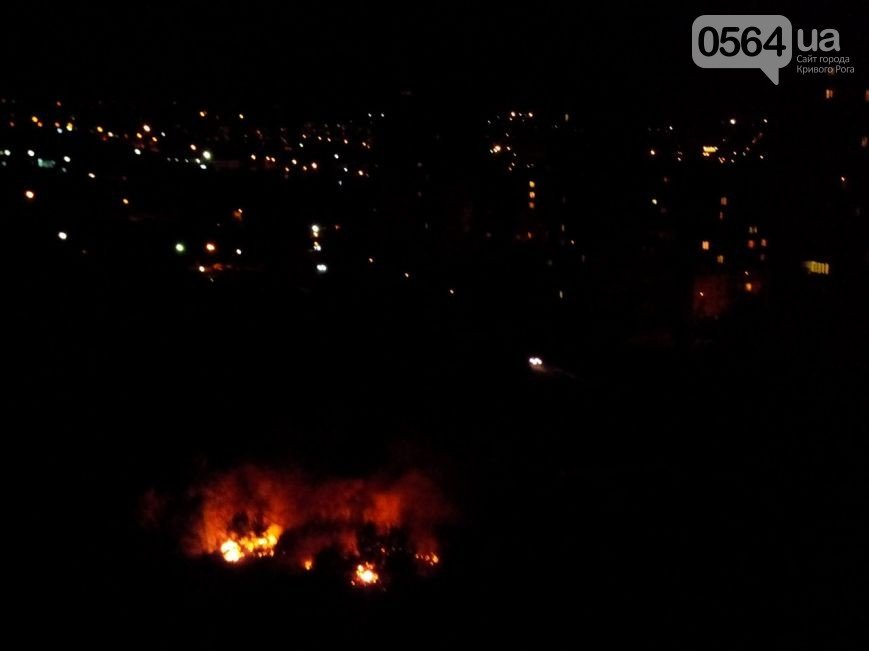 В Кривом Роге: суд признал незаконным решение горисполкома о повыше... В Кривом Роге: суд признал незаконным решение горисполкома о повышении тарифа на проезд, а неизвестные украли детали с детской площадки (фото) - фо...