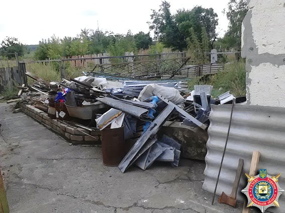 Первый пошел - в Славянске обнаружили незаконный пункт приема металла (фото) - фото 1 Первый пошел - в Славянске обнаружили незаконный пункт приема металла (фото) - фото 1