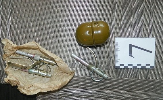На Оболони мужчина хранил в квартире оружие и боеприпасы (ФОТО) (фото) - фото 1 На Оболони мужчина хранил в квартире оружие и боеприпасы (ФОТО) (фото) - фото 1