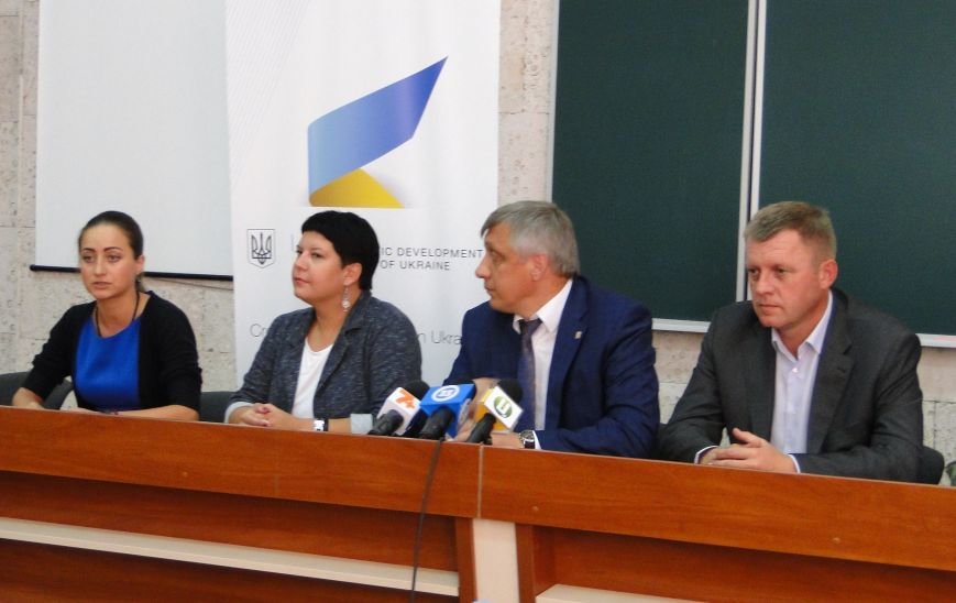 У Хмельницькому продовжують впроваджувати «прозорі» держзакупівлі (Фото, відео) (фото) - фото 2 У Хмельницькому продовжують впроваджувати «прозорі» держзакупівлі (Фото, відео) (фото) - фото 2