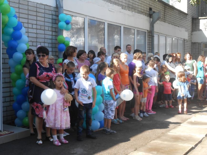 В днепродзержинском детсаду №44 ко Дню города открыли плавательный бассейн (фото) - фото 2 В днепродзержинском детсаду №44 ко Дню города открыли плавательный бассейн (фото) - фото 2