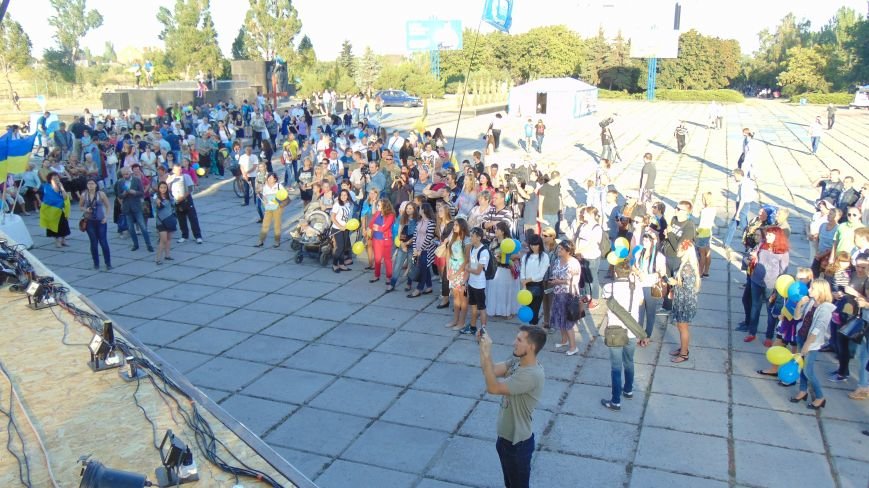 Мариупольцы наградили своих защитников в День рождения города(ФОТОР... Мариупольцы наградили своих защитников в День рождения города(ФОТОРЕПОРТАЖ) (фото) - фото 8