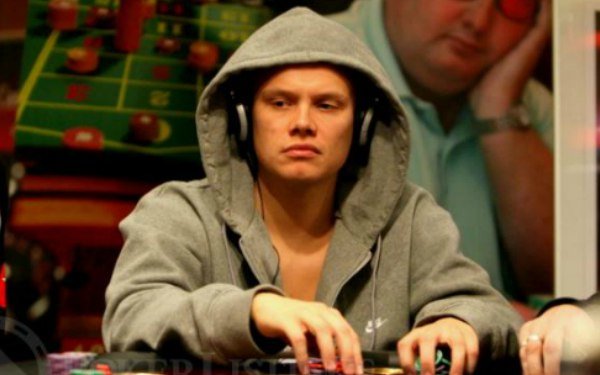 Сколько зарабатывают профессиональные игроки на PokerStars (фото) - фото 2