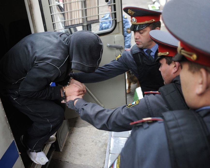 Домодедовскими полицейскими задержаны подозреваемые в совершении грабежа