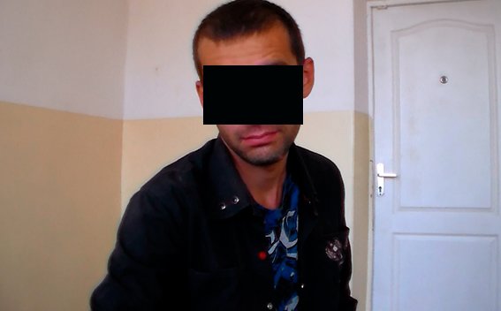 Задержаны налетчики, ограбившие николаевский магазин с пистолетом (ФОТ+ВИДЕО) (фото) - фото 4 Задержаны налетчики, ограбившие николаевский магазин с пистолетом (ФОТ+ВИДЕО) (фото) - фото 4