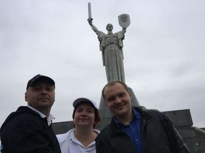 Супружеская пара из Днепропетровска добралась до Польши в своём кру... Супружеская пара из Днепропетровска добралась до Польши в своём кругосветном турне (фото) - фото 1
