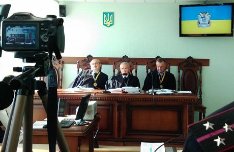 Подозреваемого в убийстве Бузины Медведько оставили за решеткой (ФОТО) (фото) - фото 1 Подозреваемого в убийстве Бузины Медведько оставили за решеткой (ФОТО) (фото) - фото 1