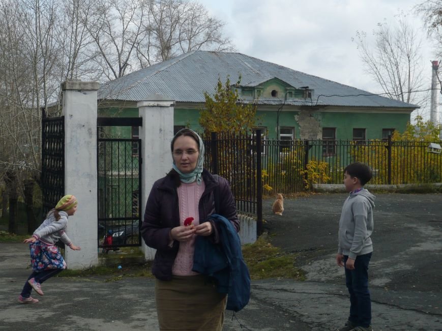 Полевские верующие прошли крестным ходом в день Святого Георгия (фоторепортаж) (фото) - фото 4 Полевские верующие прошли крестным ходом в день Святого Георгия (фоторепортаж) (фото) - фото 4