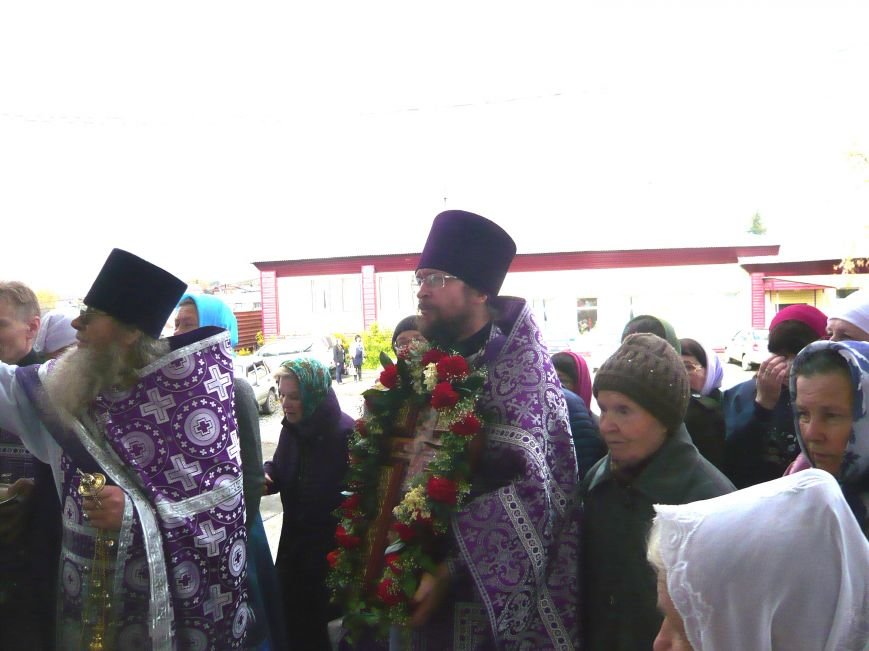 Полевские верующие прошли крестным ходом в день Святого Георгия (фоторепортаж) (фото) - фото 1 Полевские верующие прошли крестным ходом в день Святого Георгия (фоторепортаж) (фото) - фото 1