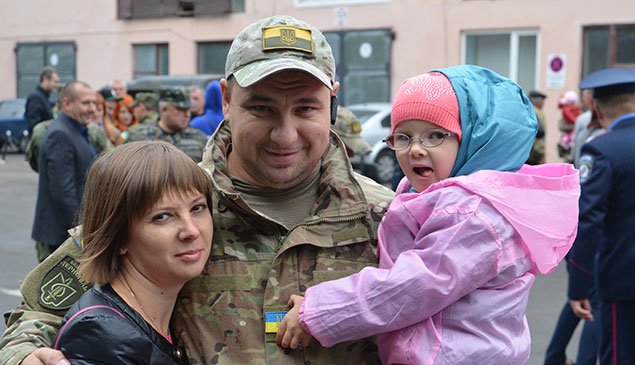 З Тернополя міліцейський батальйон вирушив у зону АТО (ФОТО) (фото) - фото 1 З Тернополя міліцейський батальйон вирушив у зону АТО (ФОТО) (фото) - фото 1