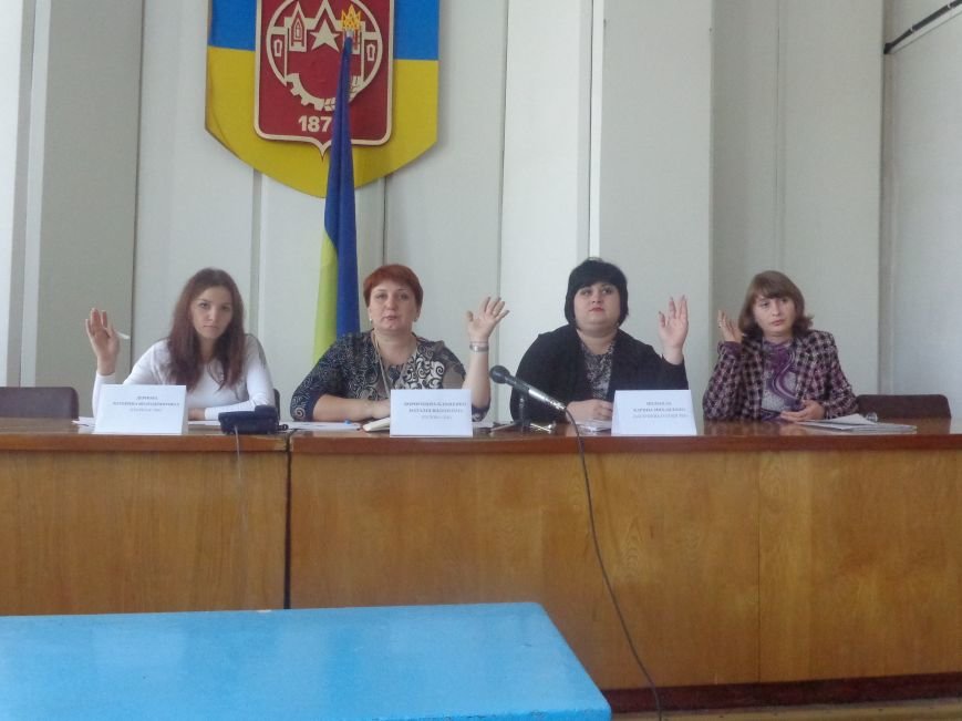 Для участия в выборах в Красноармейске зарегистрированы все кандидаты и партии, чьи заявки были поданы ранее (фото) - фото 4 Для участия в выборах в Красноармейске зарегистрированы все кандидаты и партии, чьи заявки были поданы ранее (фото) - фото 4