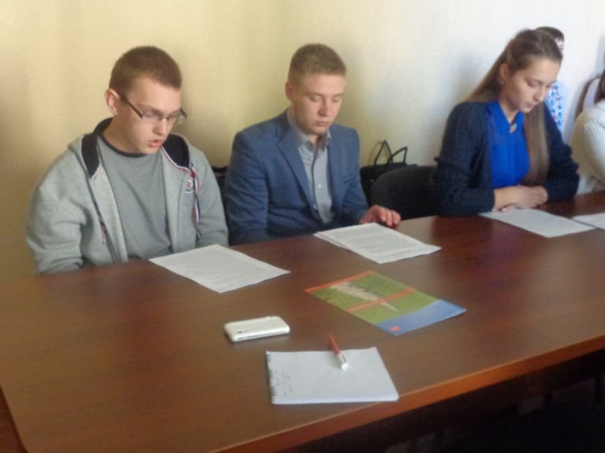 «Есть тысячи «нет» для каждого «да»» - в ДонНТУ Красноармейска прошел круглый стол, посвященный корпоративной культуре (фото) - фото 2 «Есть тысячи «нет» для каждого «да»» - в ДонНТУ Красноармейска прошел круглый стол, посвященный корпоративной культуре (фото) - фото 2