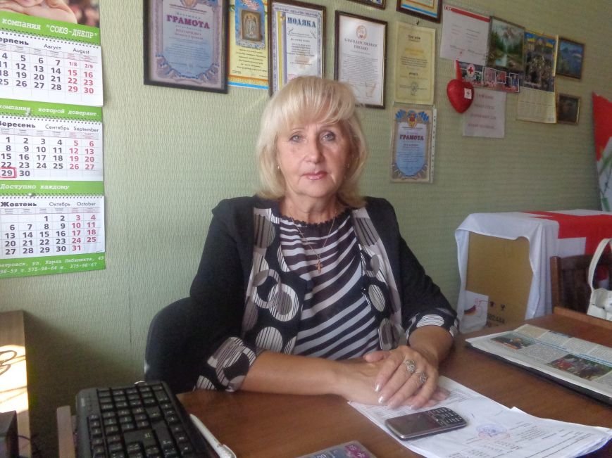 Ко Дню пожилого человека 75 одиноких пенсионеров Красноармейска получили адресную помощь (фото) - фото 2 Ко Дню пожилого человека 75 одиноких пенсионеров Красноармейска получили адресную помощь (фото) - фото 2