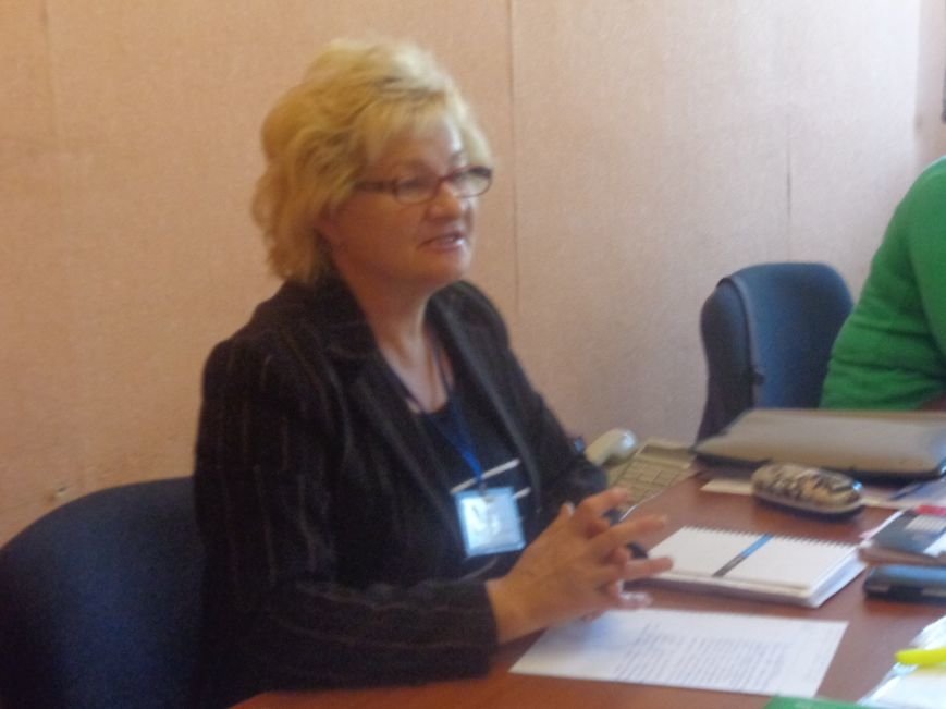«Мы здесь работаем на город, а не на какую-то политическую партию» - регистрация кандидатов в Димитрове не обошлась без разногласий (фото) - фото 2 «Мы здесь работаем на город, а не на какую-то политическую партию» - регистрация кандидатов в Димитрове не обошлась без разногласий (фото) - фото 2