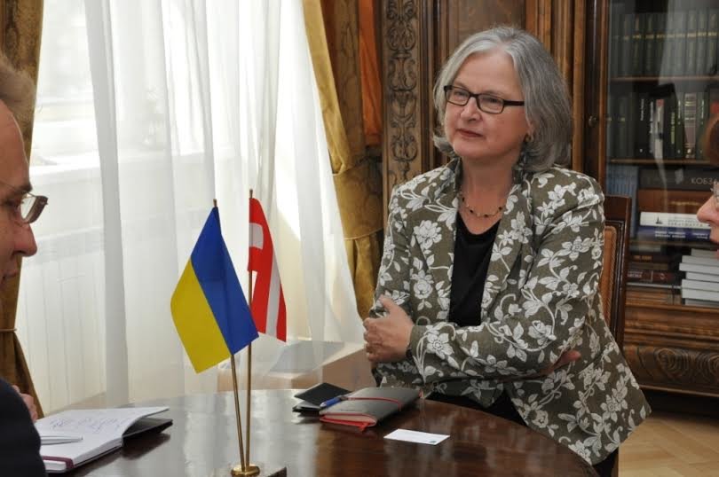 Змагання бодібілдерів, зруйнований фонтан і муніципальний велопрокат: як Львів прожив цей тиждень у фотографіях (фото) - фото 2 Змагання бодібілдерів, зруйнований фонтан і муніципальний велопрокат: як Львів прожив цей тиждень у фотографіях (фото) - фото 2