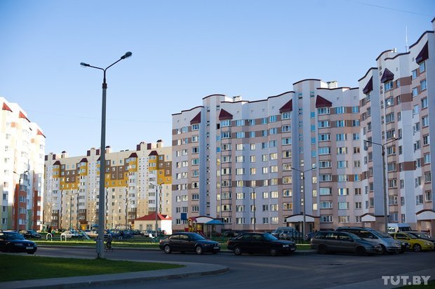 «Хотят строить кафе — а нужны поликлиника, садик и школа»: беды нов... «Хотят строить кафе — а нужны поликлиника, садик и школа»: беды нового панельного района Гомеля Читать полностью: http://news.tut.by/society/4657...