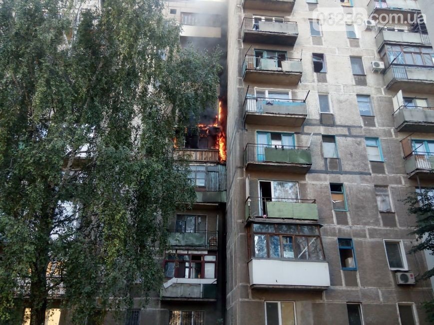 В Авдеевке горела квартира (ФОТО) (фото) - фото 1 В Авдеевке горела квартира (ФОТО) (фото) - фото 1