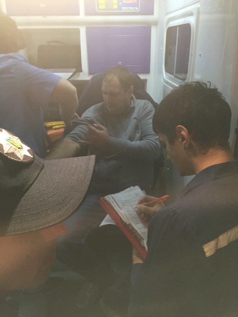 Харьковская патрульная полиция задержала пьяного «мента»: милиция проводит проверку по факту ДТП с участием правоохранителя (ФОТО) (фото) - фото 1 Харьковская патрульная полиция задержала пьяного «мента»: милиция проводит проверку по факту ДТП с участием правоохранителя (ФОТО) (фото) - фото 1