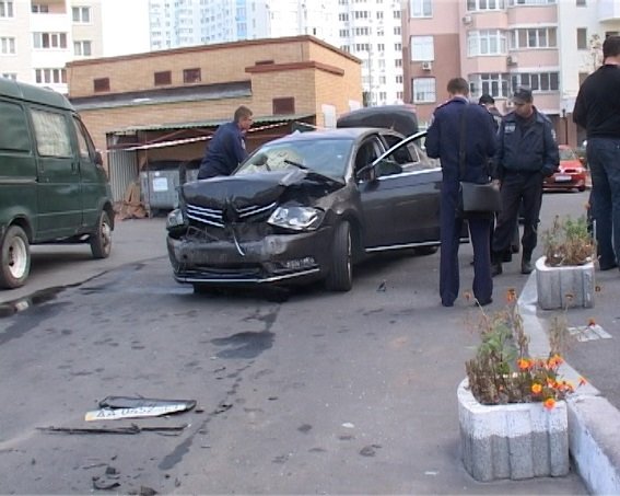 Милиция начала расследование разбоя на Дарнице (ФОТО) (фото) - фото 2 Милиция начала расследование разбоя на Дарнице (ФОТО) (фото) - фото 2