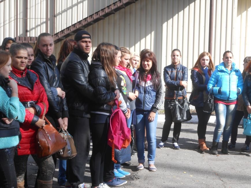 В Днепродзержинском ЦППРК открылась праздничная ярмарка (фото) - фото 15 В Днепродзержинском ЦППРК открылась праздничная ярмарка (фото) - фото 15