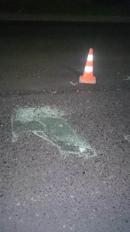 Повертаючись з весілля, 19-річний хлопець потрапив під колеса інома... Повертаючись з весілля, 19-річний хлопець потрапив під колеса іномарки. Ексклюзивні фото з місця події (фото) - фото 3