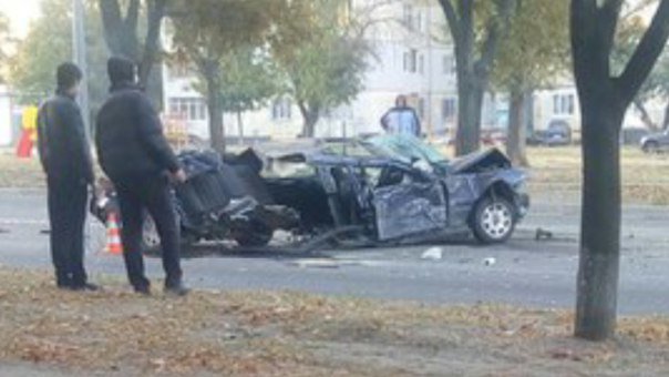 В Харькове произошло жуткое ДТП: «Mercedes» разорвало напополам (ФОТОФАКТ) (фото) - фото 1