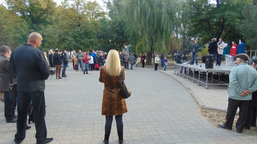 В Мариуполе прошли публичные дебаты кандидатов в мэры. Большинство претендентов постеснялись выйти на «прямой контакт»(ФОТО) (фото) - фото 1 В Мариуполе прошли публичные дебаты кандидатов в мэры. Большинство претендентов постеснялись выйти на «прямой контакт»(ФОТО) (фото) - фото 1