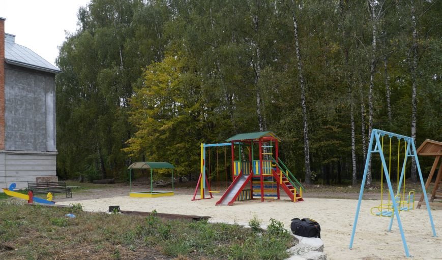 Агрохолдинг “МРІЯ” встановлює на Тернопільщині десять дитячих майданчиків (фото) - фото 2 Агрохолдинг “МРІЯ” встановлює на Тернопільщині десять дитячих майданчиків (фото) - фото 2