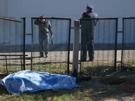 На территории детского сада в Сумах от удара током умер сотрудник «Сумытеплоэнерго» (ФОТО) (фото) - фото 2 На территории детского сада в Сумах от удара током умер сотрудник «Сумытеплоэнерго» (ФОТО) (фото) - фото 2