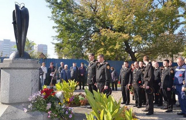 мандрыковка памятник мандрыковка памятник